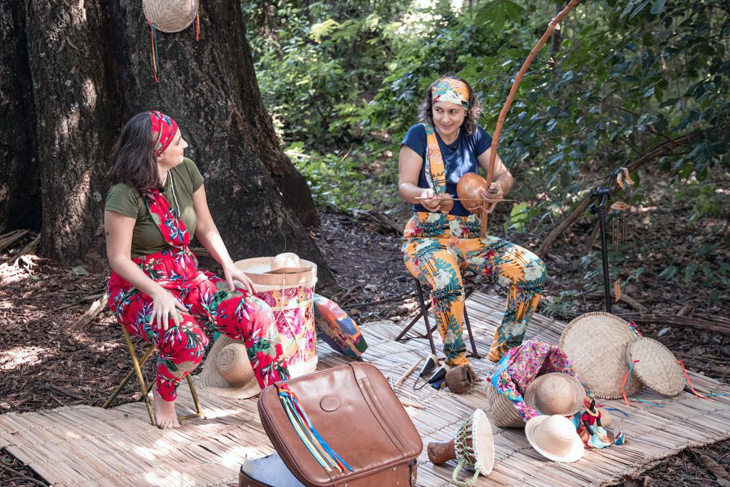 Historias de macaquices - Mandingueiras da Pracinha